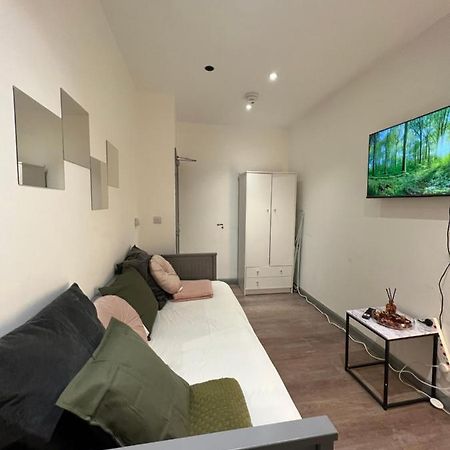3 Bedroom Flat In King'S Cross, St Pancras'S. 2 Minutes To Euston. London Kültér fotó