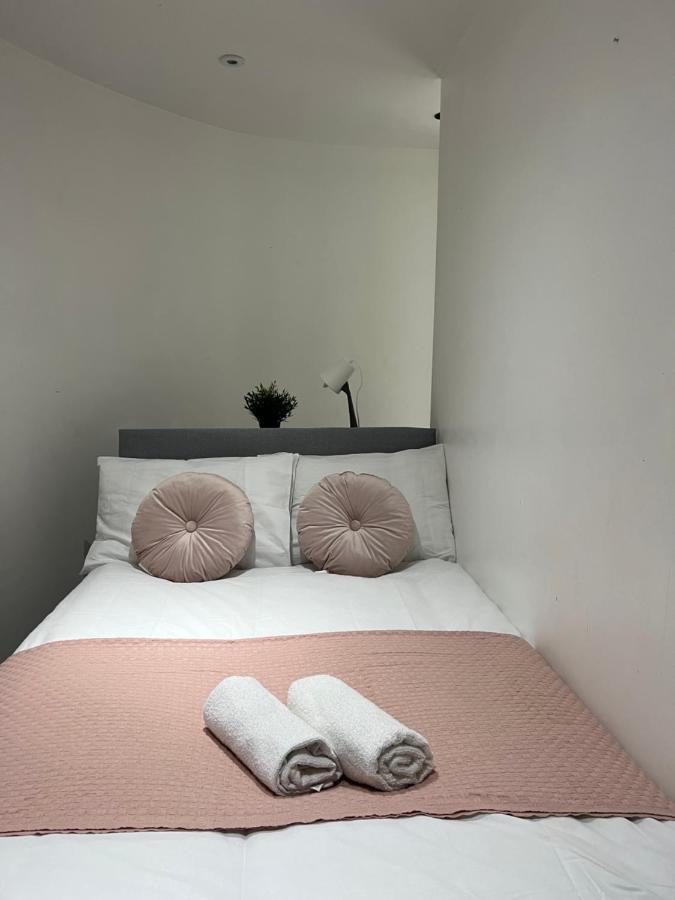 3 Bedroom Flat In King'S Cross, St Pancras'S. 2 Minutes To Euston. London Kültér fotó